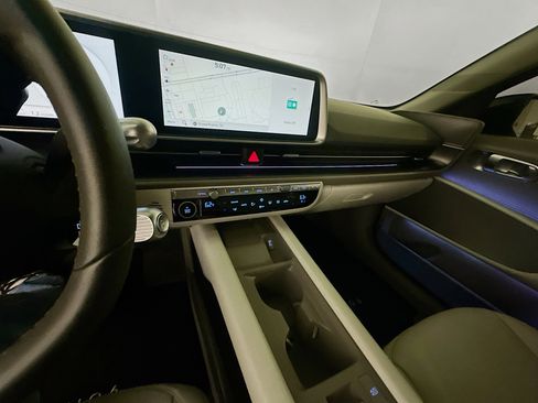 Used 2024 Hyundai Ioniq 6 SEL image 24