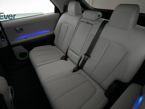 Used 2023 Hyundai Ioniq 5 SEL image 10