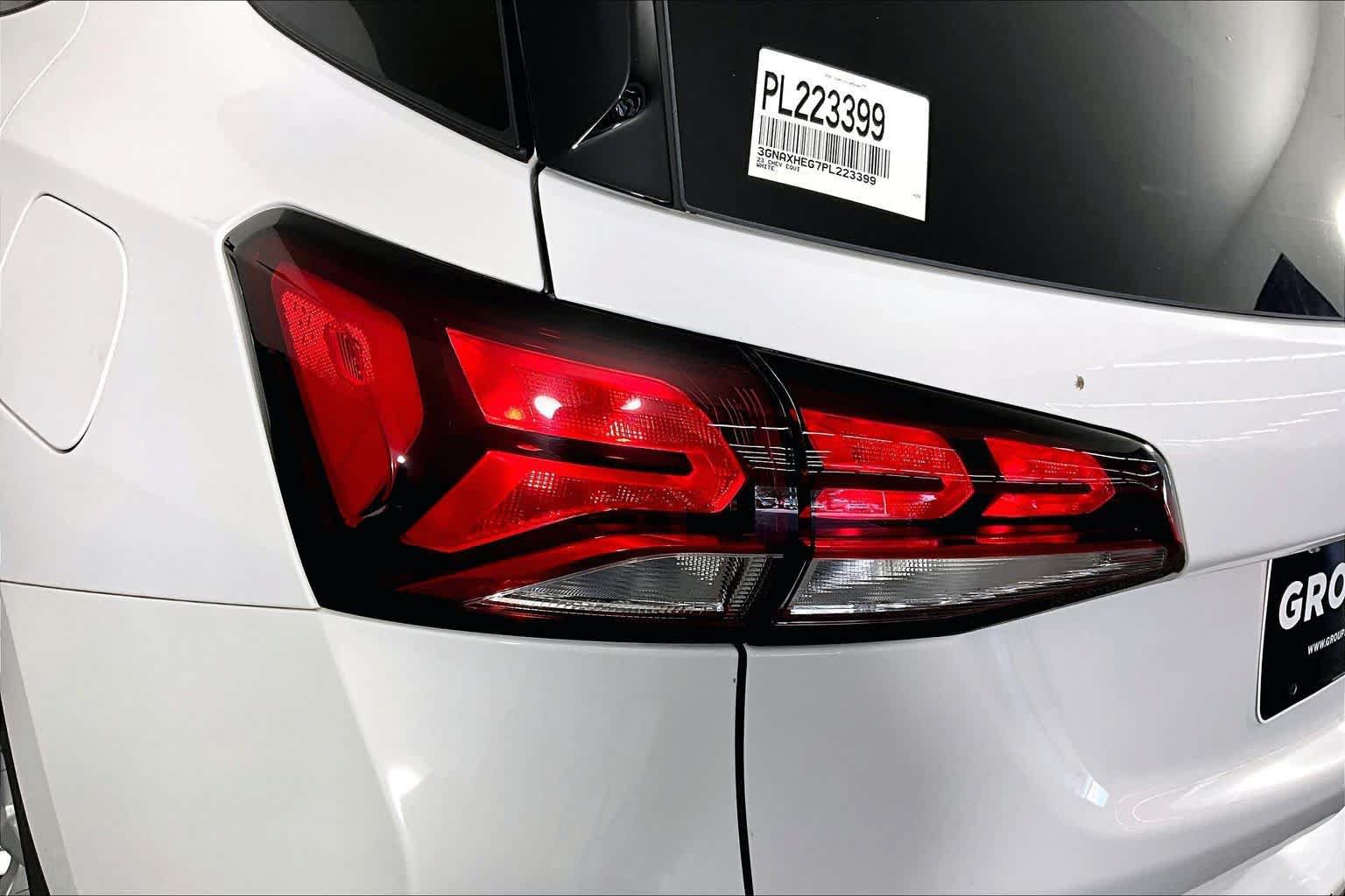 Used 2023 Chevrolet Equinox LS w/ LS Convenience Package FWD image 27