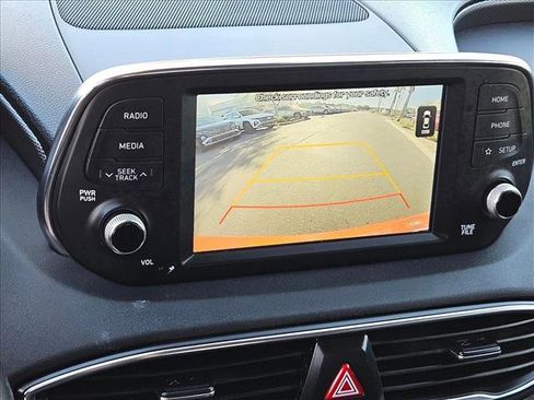 Used 2019 Hyundai Santa Fe Limited image 11