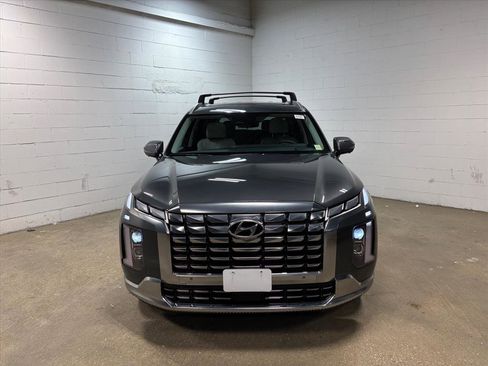 Used 2025 Hyundai Palisade Calligraphy image 3