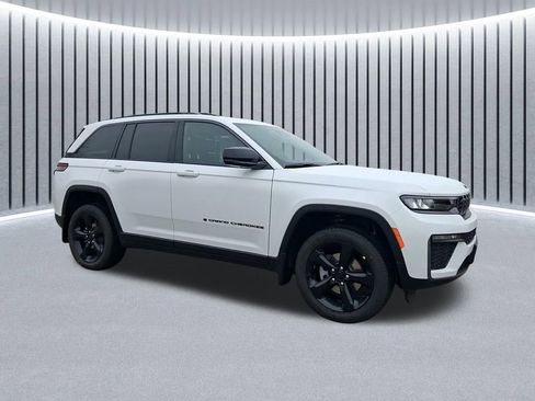 New 2026 Jeep Grand Cherokee Limited image 3