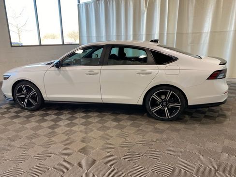 Used 2023 Honda Accord Sport image 5
