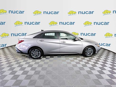Used 2024 Hyundai Elantra SEL image 8