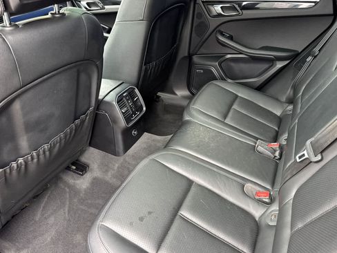 Used 2016 Porsche Macan S image 11