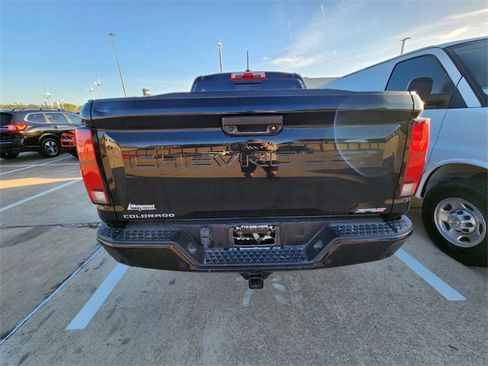 Used 2025 Chevrolet Colorado ZR2 AWD/4WD image 5