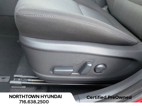 Certified 2023 Hyundai Kona SEL AWD/4WD image 31