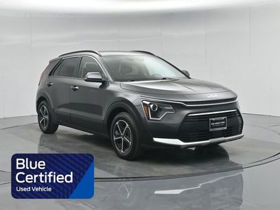 Used 2023 Kia Niro EX