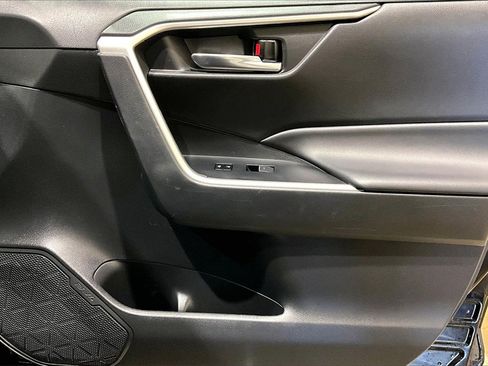 Used 2024 Toyota RAV4 XLE image 21