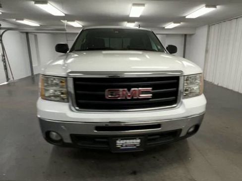 Used 2011 GMC Sierra 1500 SLE w/ Power Tech Package image 3
