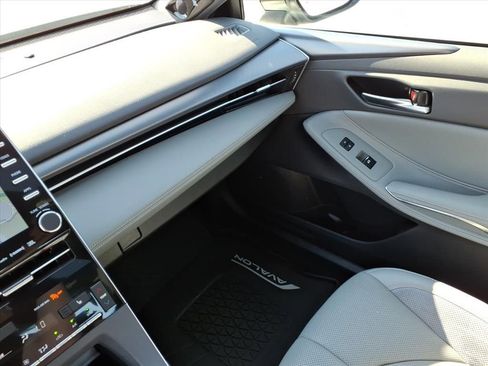 Certified 2020 Toyota Avalon XSE w/ All Weather Liner Package image 26