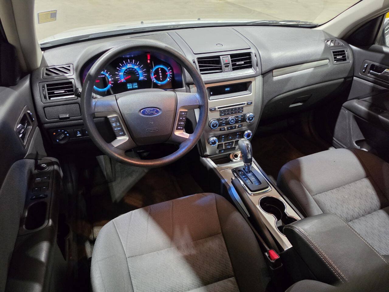 Used 2012 Ford Fusion SE FWD image 30