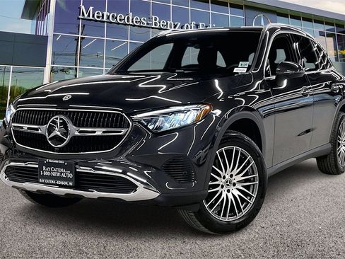 Used 2026 Mercedes-Benz GLC 300 4MATIC image 9