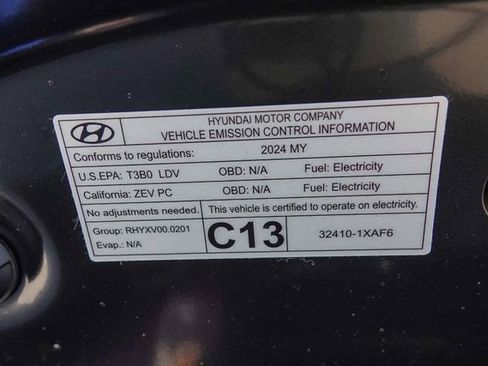 Used 2024 Hyundai Ioniq 6 SEL RWD image 29