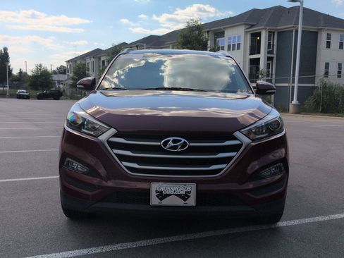 Used 2018 Hyundai Tucson SEL Plus AWD/4WD image 9