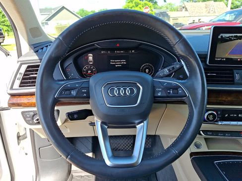 Used 2018 Audi Q5 2.0T Premium Plus w/ Premium Plus Package AWD/4WD image 19