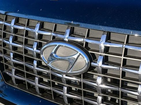 New 2026 Hyundai Venue SEL FWD image 10
