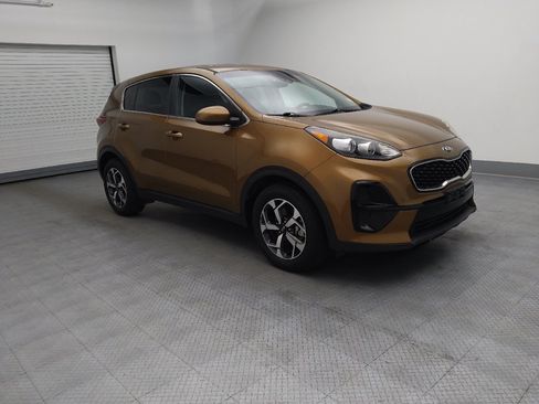 Used 2020 Kia Sportage LX FWD image 11