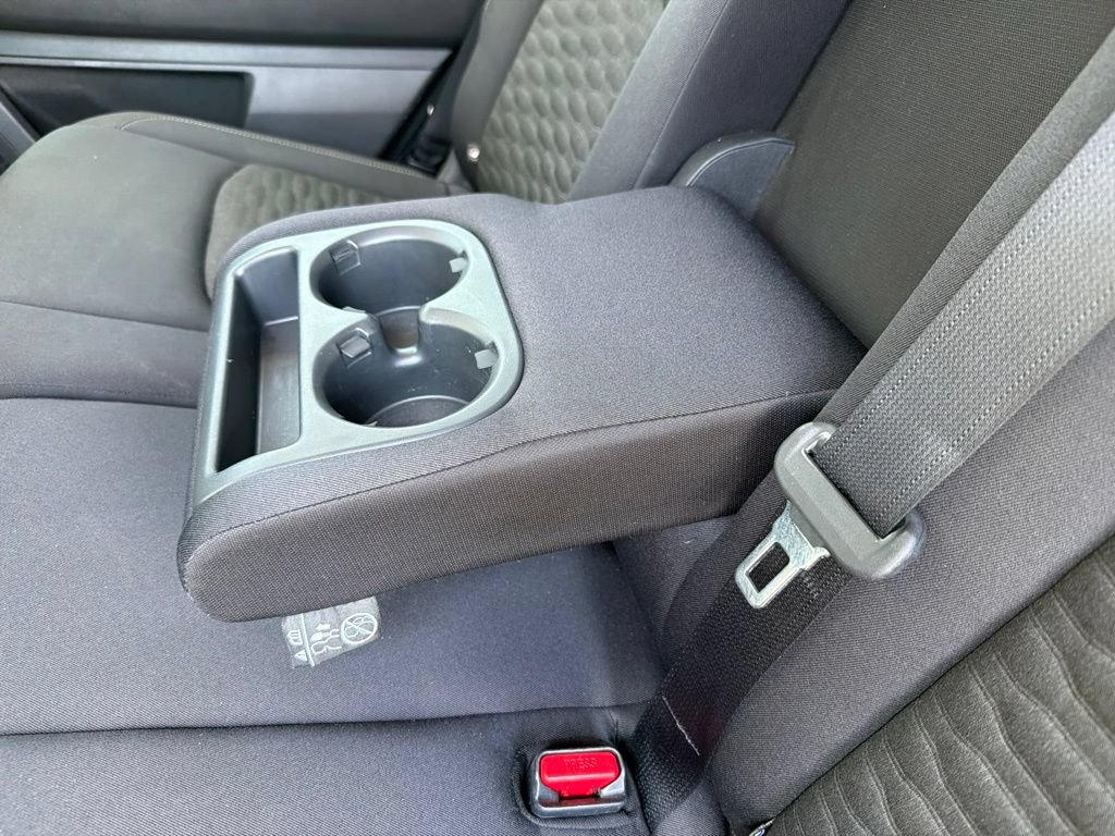 Used 2022 Nissan Pathfinder SV FWD image 26