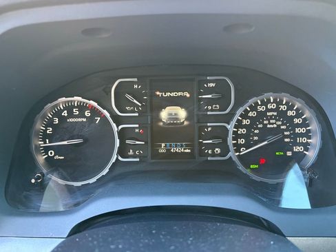 Used 2021 Toyota Tundra SR5 w/ Trail Edition image 18