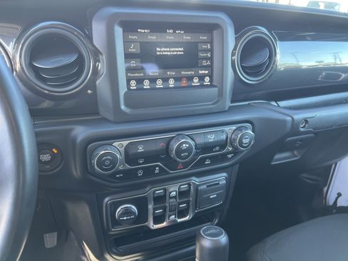 Used 2022 Jeep Gladiator Sport AWD/4WD image 31