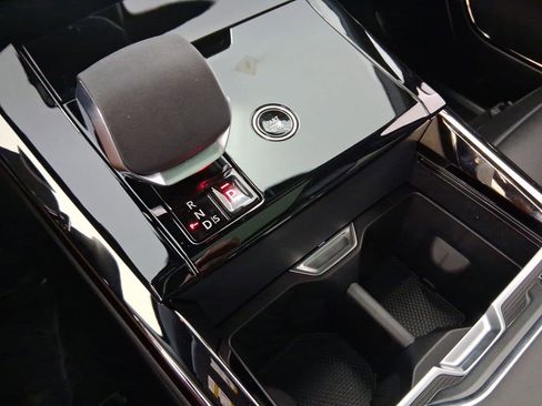 New 2026 Land Rover Range Rover Sport SE image 23