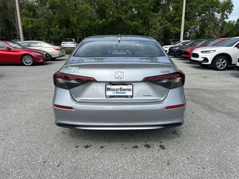 Used 2025 Honda Civic Sport Touring image 5