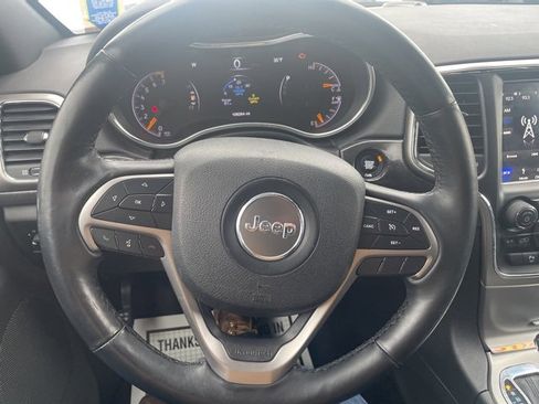 Used 2018 Jeep Grand Cherokee Altitude image 13
