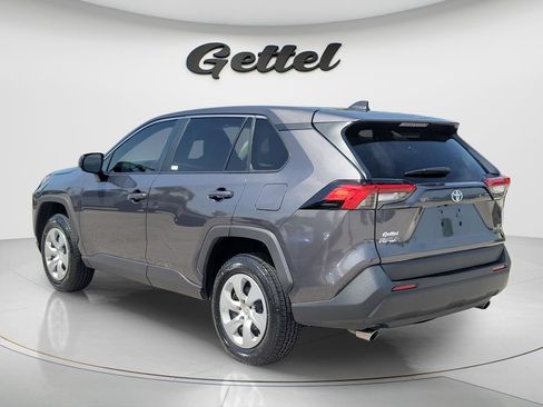 Used 2024 Toyota RAV4 LE FWD image 7