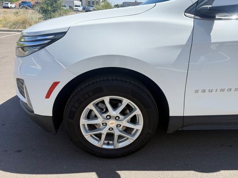 Used 2024 Chevrolet Equinox LT AWD/4WD image 10