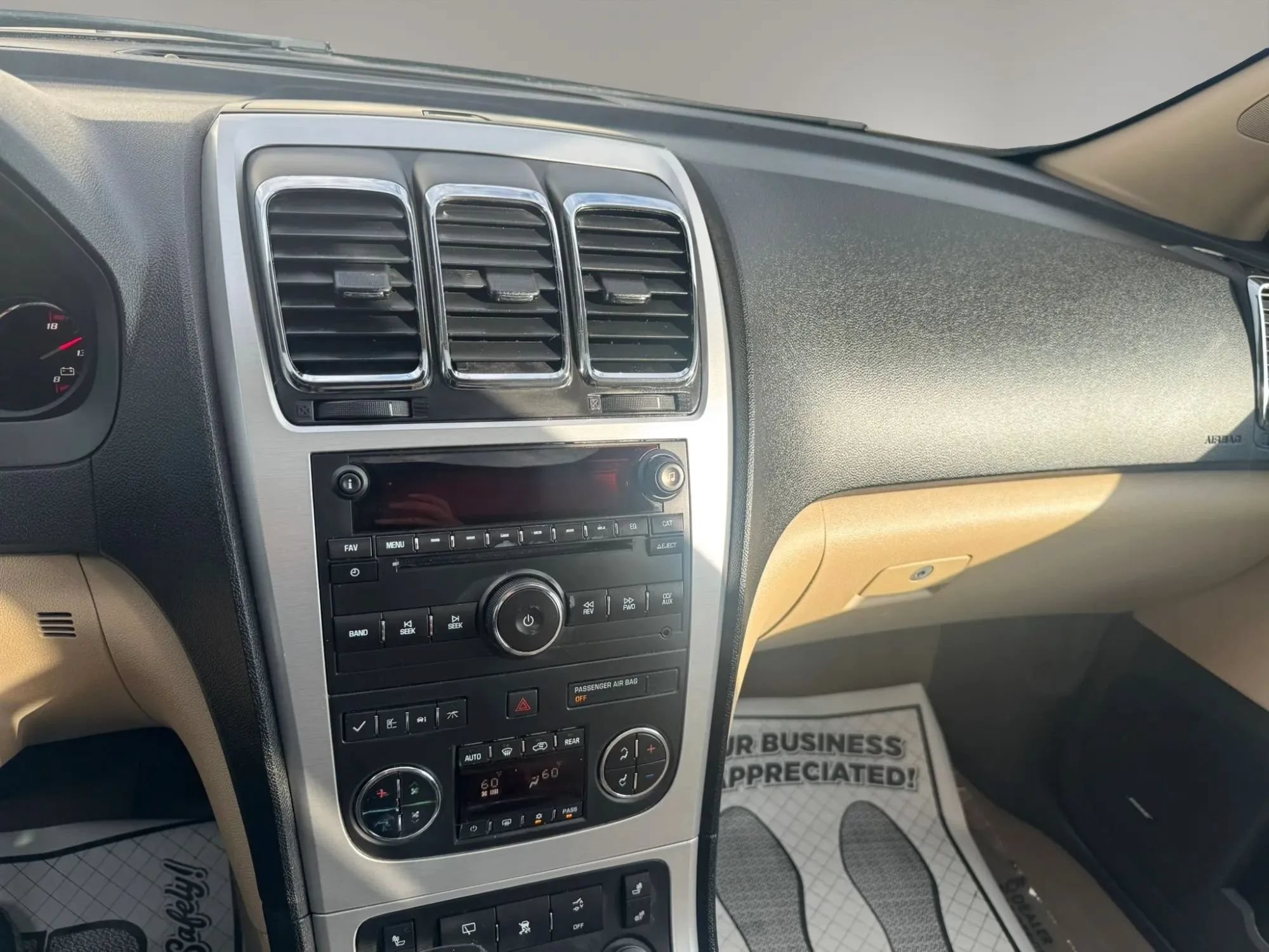 Used 2012 GMC Acadia SLT FWD image 16