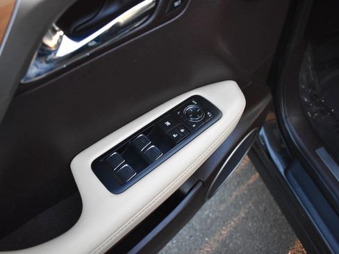 Used 2019 Lexus RX 450hL Base AWD 4dr SUV image 43