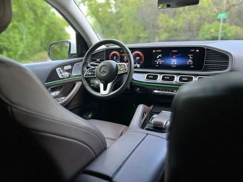 Used 2020 Mercedes-Benz GLE 350 4MATIC image 24