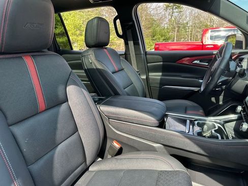 Certified 2024 Chevrolet Traverse RS AWD/4WD image 18
