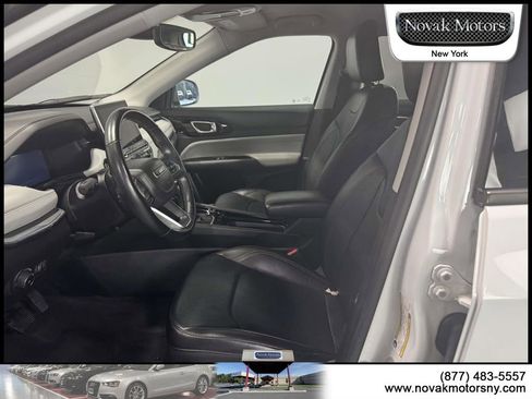 Used 2022 Jeep Compass Limited w/ Elite Group AWD/4WD image 13
