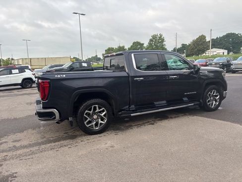 Used 2024 GMC Sierra 1500 SLT w/ SLT Premium Plus Package AWD/4WD image 8