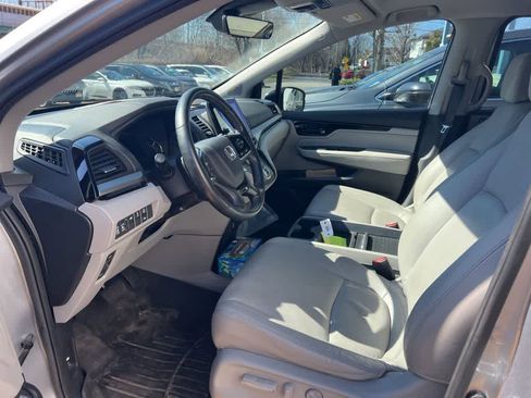 Used 2023 Honda Odyssey Touring image 22