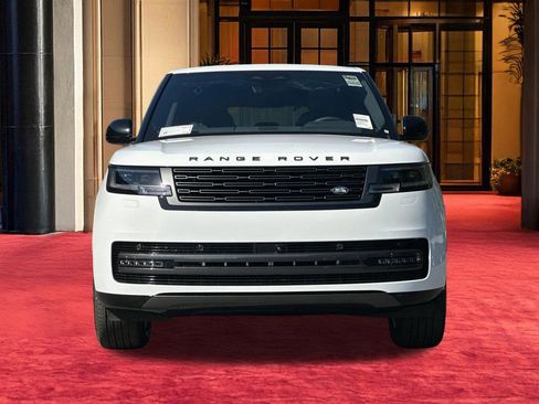 New 2026 Land Rover Range Rover Long Wheelbase SE AWD/4WD image 4