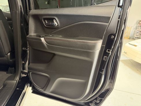 Used 2017 Honda Ridgeline Black Edition image 26