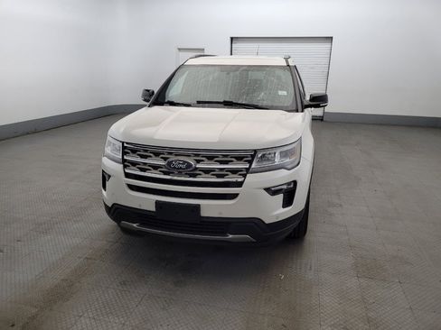 Used 2018 Ford Explorer XLT w/ Equipment Group 202A AWD/4WD image 15