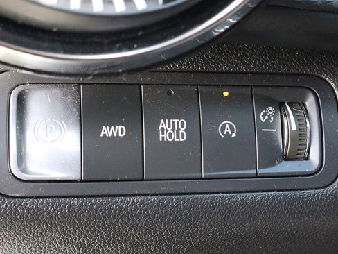 Used 2025 Chevrolet Equinox LT image 16