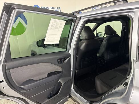 Used 2026 Subaru Forester Premium AWD/4WD image 25