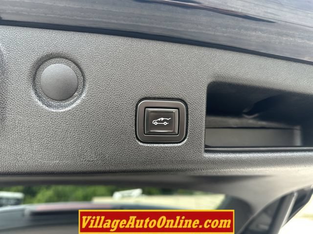 Used 2020 Chevrolet Equinox Premier FWD image 36