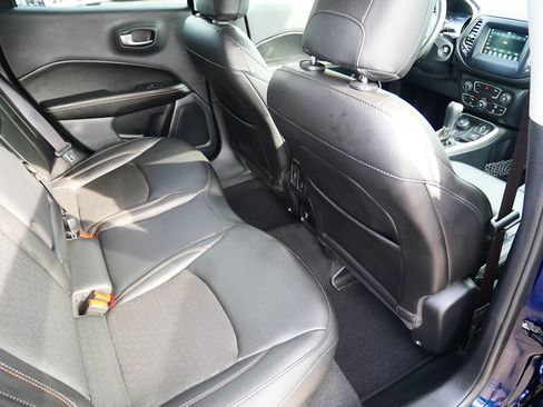 Used 2021 Jeep Compass Latitude w/ Convenience Group AWD/4WD image 27