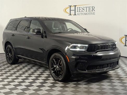 Used 2022 Dodge Durango GT image 2