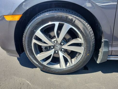 Used 2024 Honda Odyssey Touring image 17