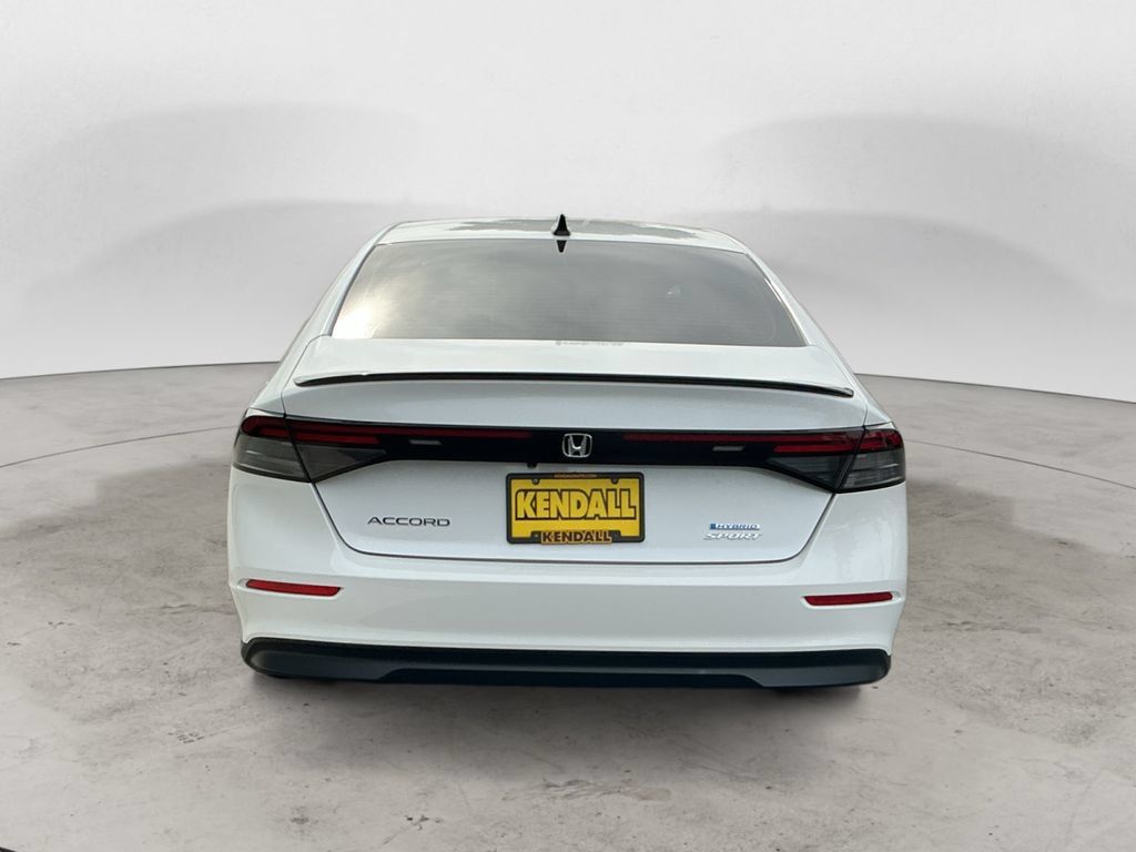 Used 2024 Honda Accord Sport image 6