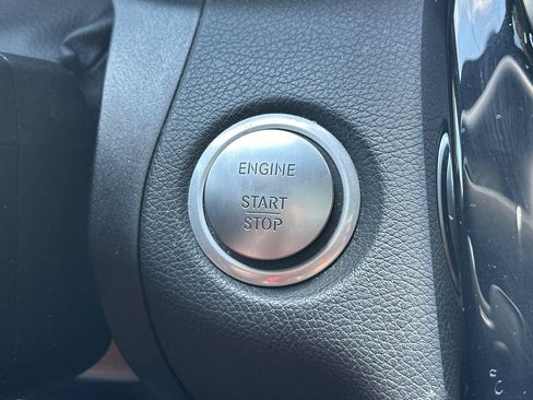 Used 2017 Mercedes-Benz C 300 Coupe image 16