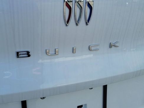 New 2026 Buick Envista Avenir image 6