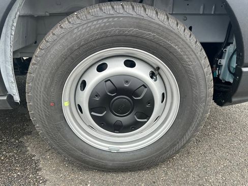 New 2025 Ford Transit 250 148 Medium Roof w/ Load Area Protection Package RWD image 29